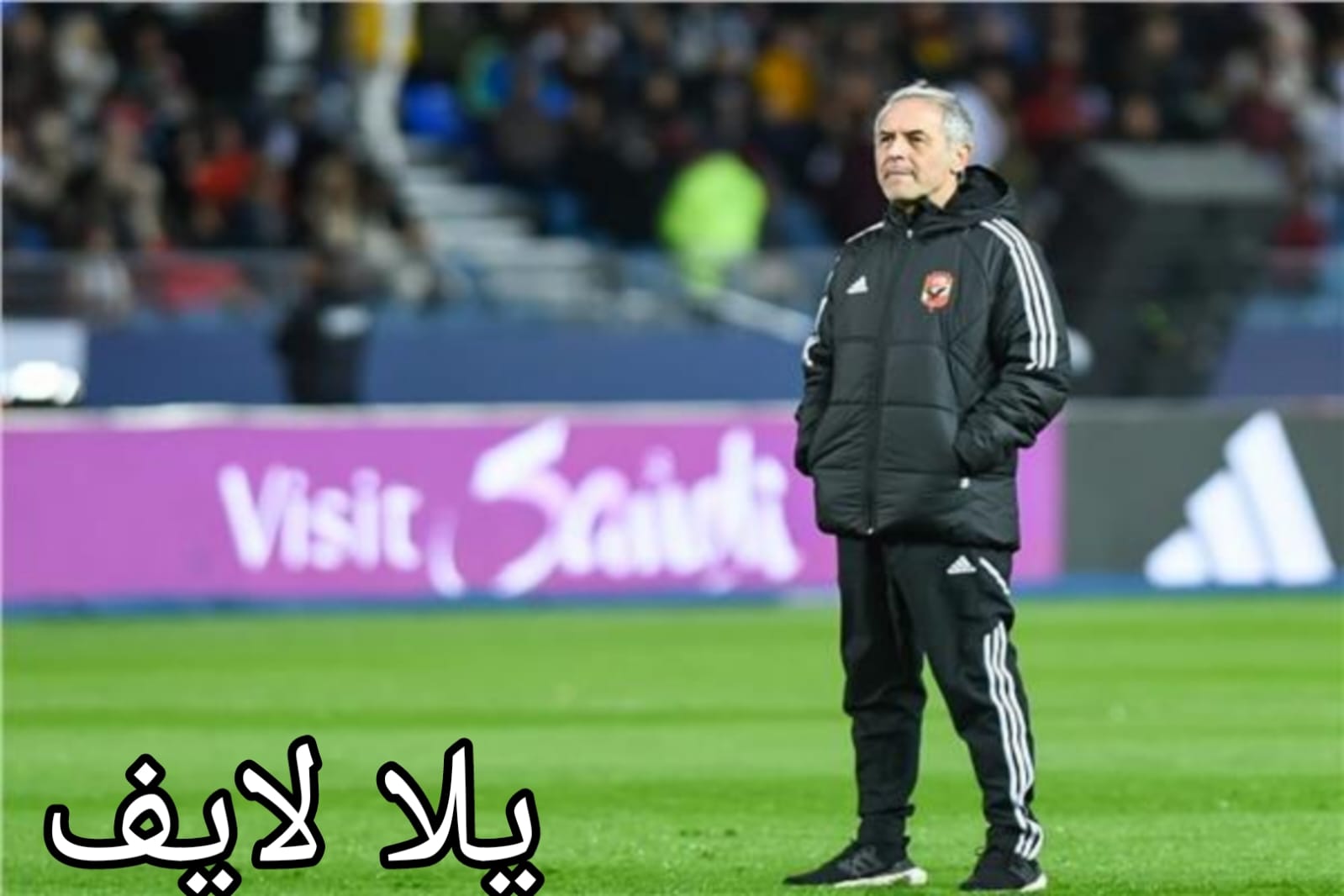 كولر يتناقش مع طبيب الأهلي عن مصير اللاعبين